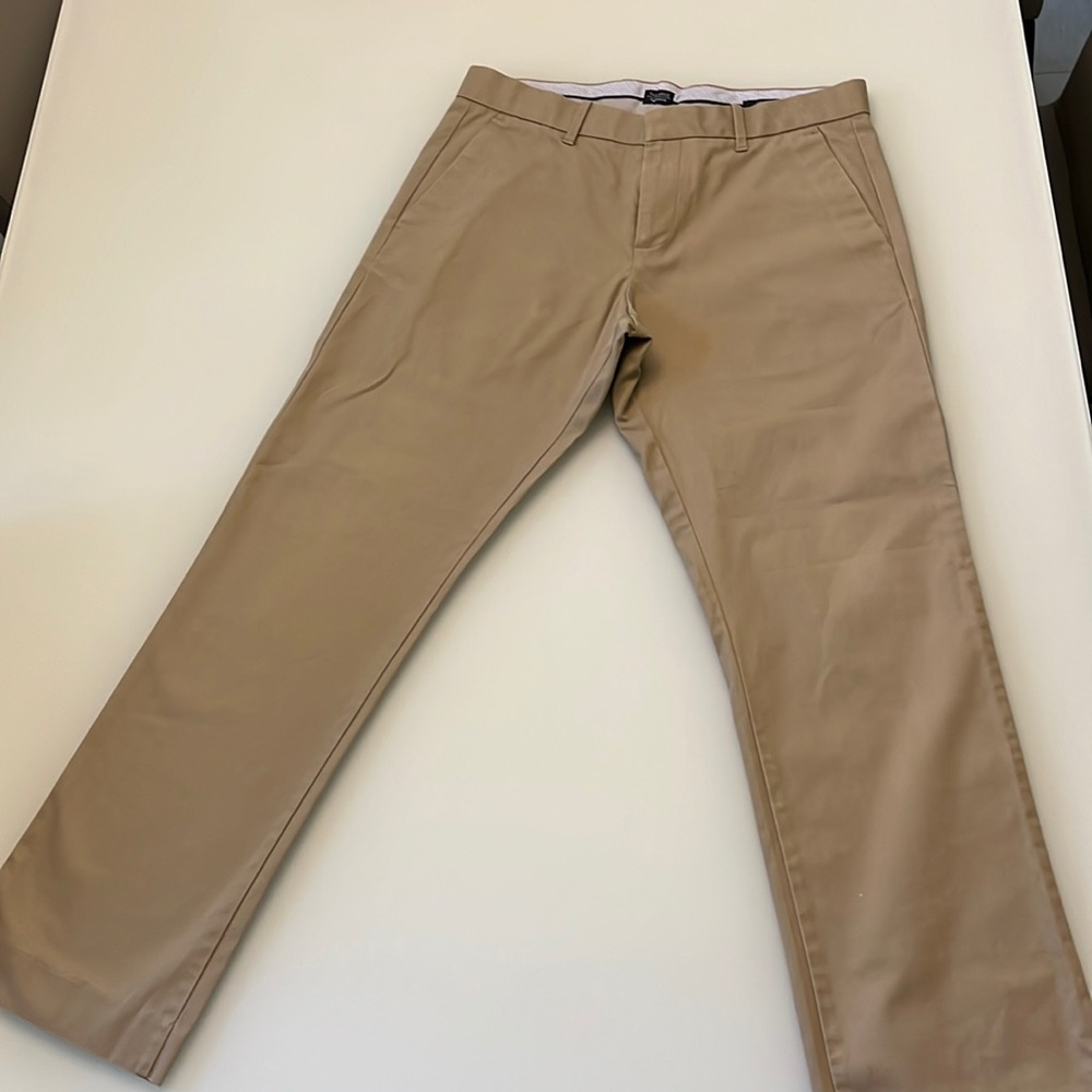 Tailored GAP Khakis